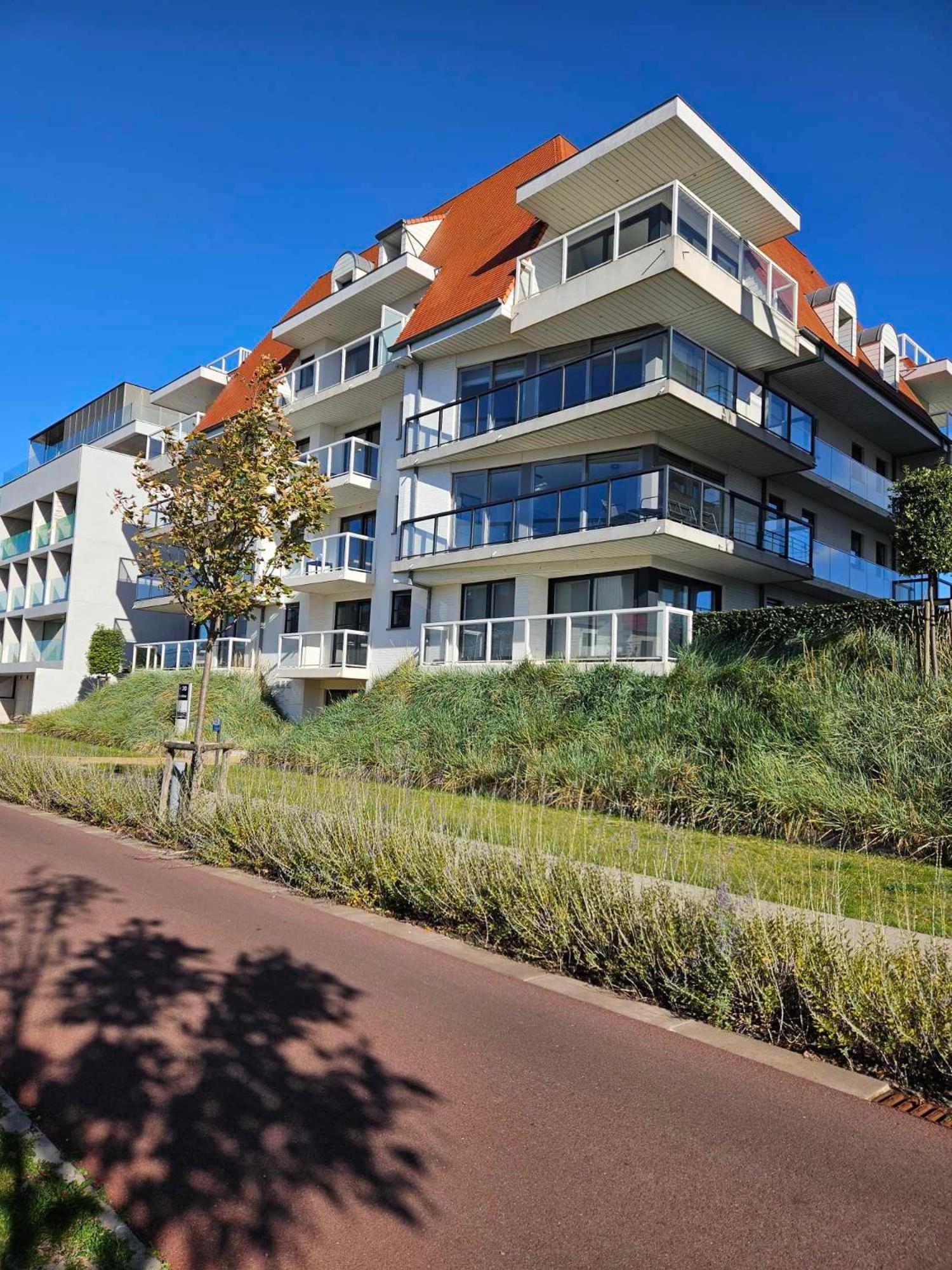 Sailors Beach VI Villa Jalina Verwarmd Zwembad In Het Hoogseizoen Nieuwpoort Exterior foto